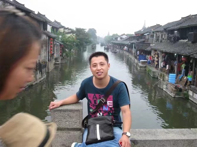 雪糕冰激凌的第一张照片--阜阳相亲服务中心