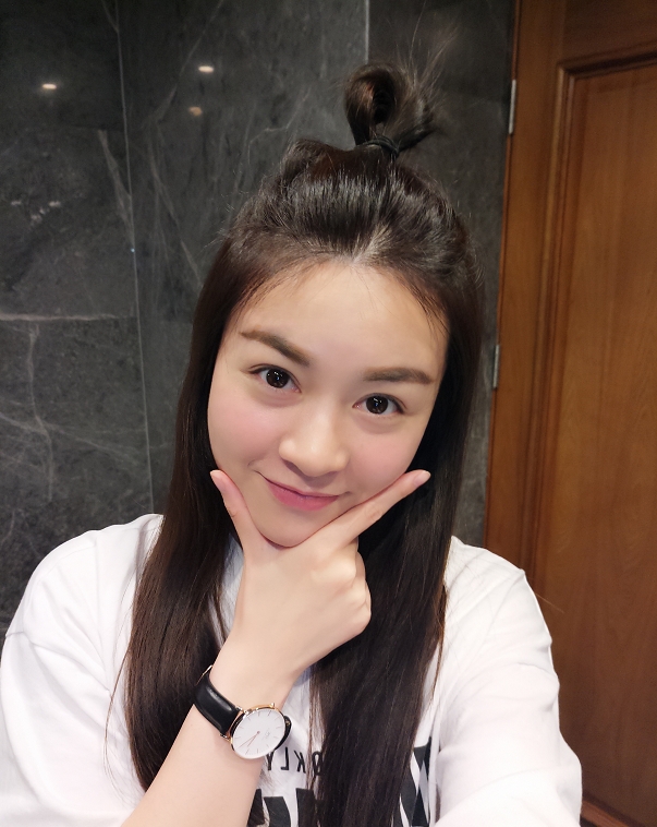 苹果味的第一张照片--阜阳相亲服务中心