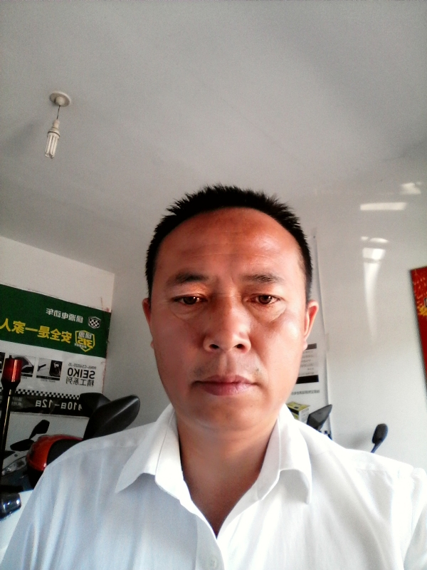 左手的第一张照片--阜阳相亲服务中心