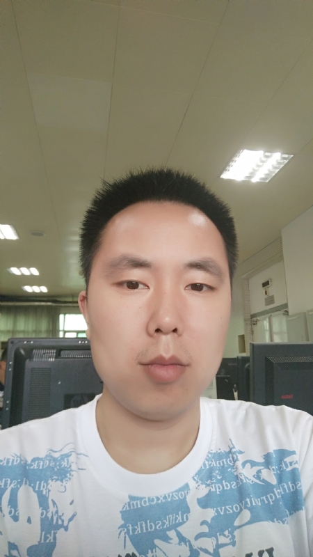 浔城老男孩的第一张照片--阜阳相亲服务中心