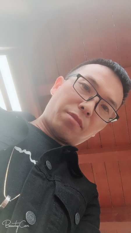 wgf的第一张照片--阜阳相亲服务中心