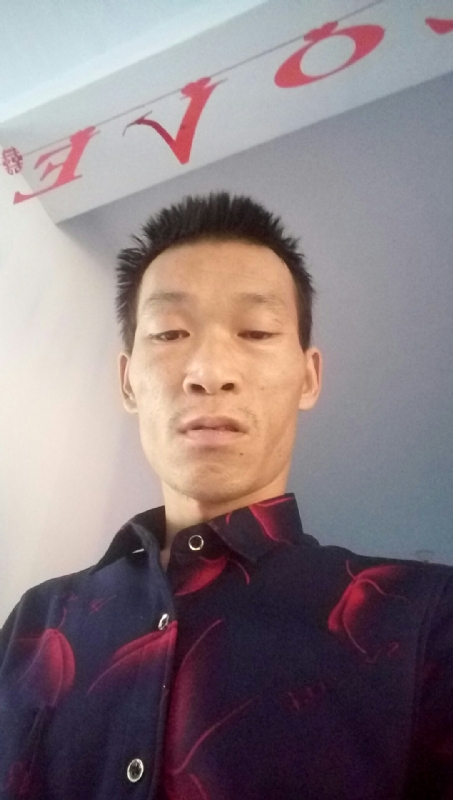 向阳的第一张照片--阜阳相亲服务中心