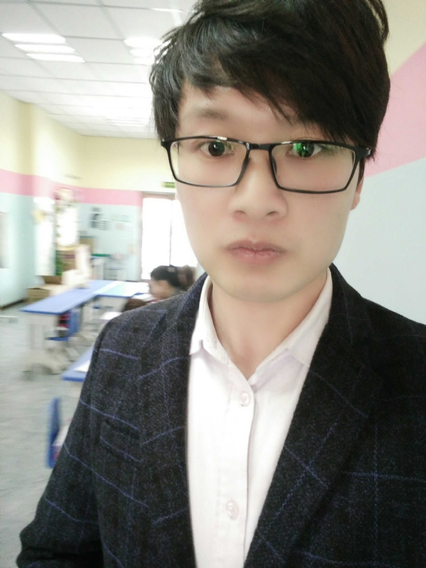 峰的呢喃的第一张照片--阜阳相亲服务中心