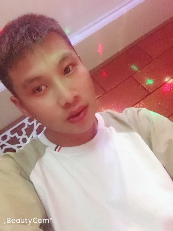 阿锋的第一张照片--阜阳相亲服务中心