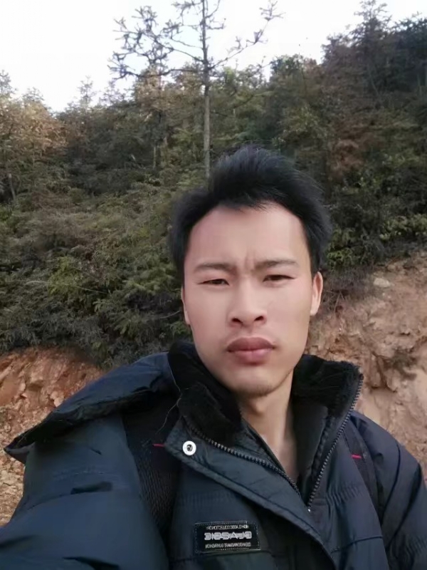 高富帅的第一张照片--阜阳相亲服务中心