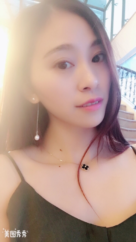 隨風的云的第一张照片--阜阳相亲服务中心