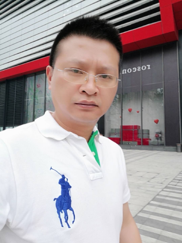 硬汉的第一张照片--阜阳相亲服务中心