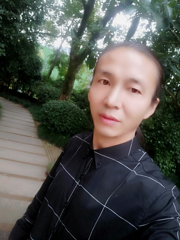 北方的狼的第一张照片--阜阳相亲服务中心