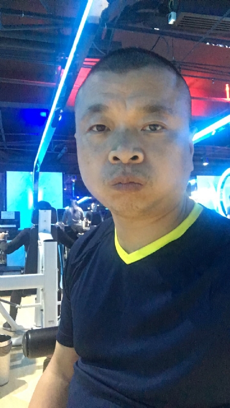 奋斗的第一张照片--阜阳相亲服务中心