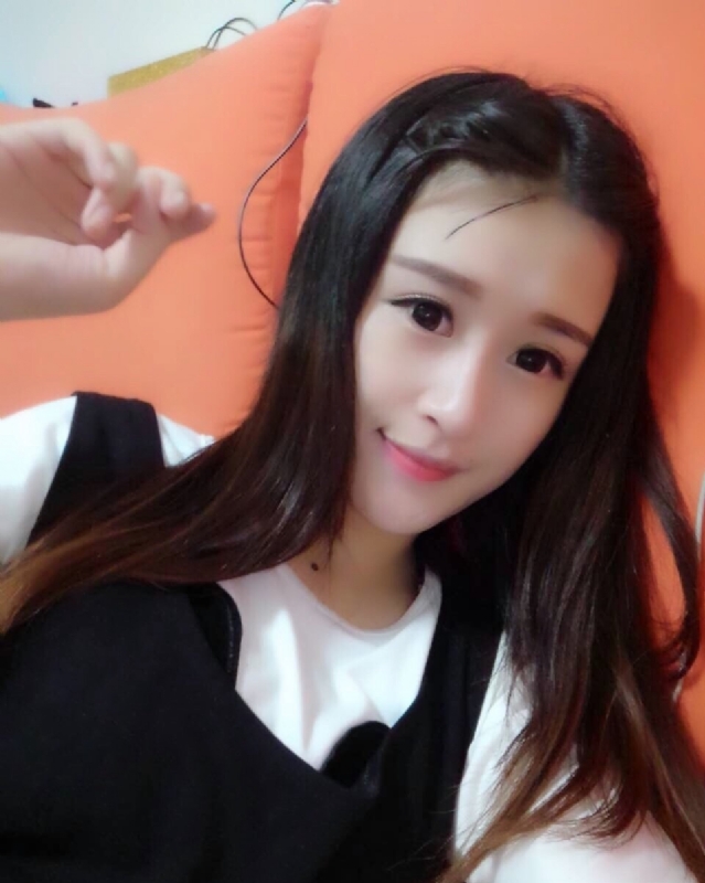 花开的季节的第一张照片--阜阳相亲服务中心