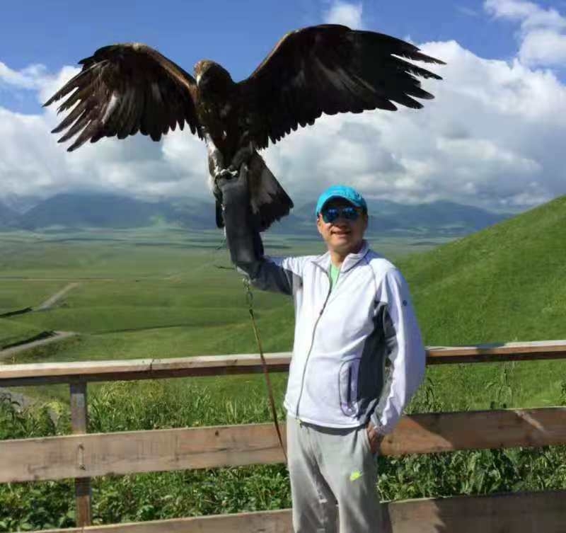 怀抱清风的第一张照片--阜阳相亲服务中心