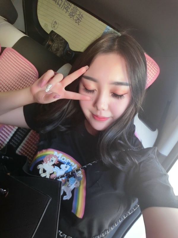 佳怡的第四张照片--阜阳相亲服务中心