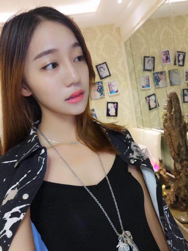 凉兮的第一张照片--阜阳相亲服务中心