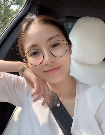 Anna的第三张照片--阜阳相亲服务中心