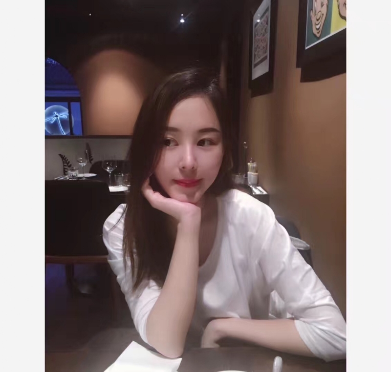 筱月悦的第一张照片--阜阳相亲服务中心