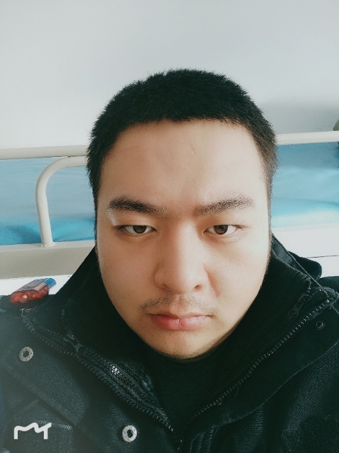 负重前行的第一张照片--阜阳相亲服务中心