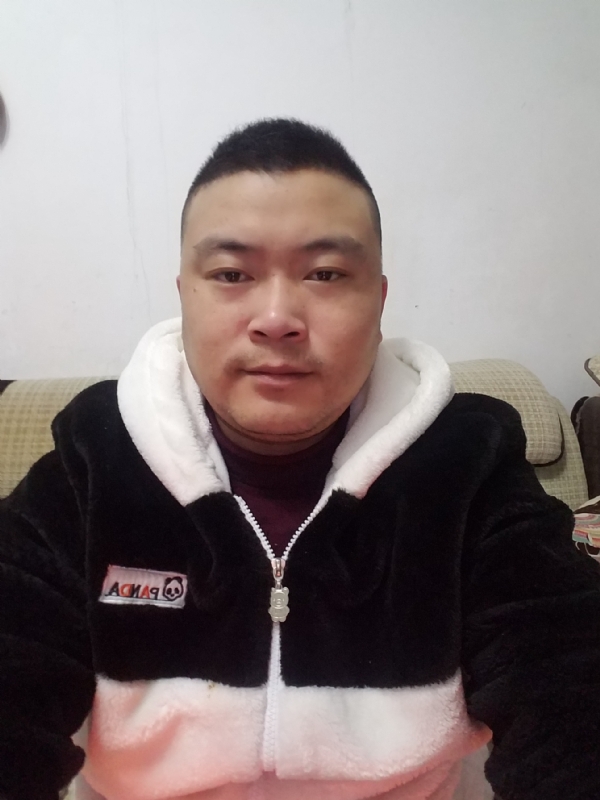 风的第一张照片--阜阳相亲服务中心