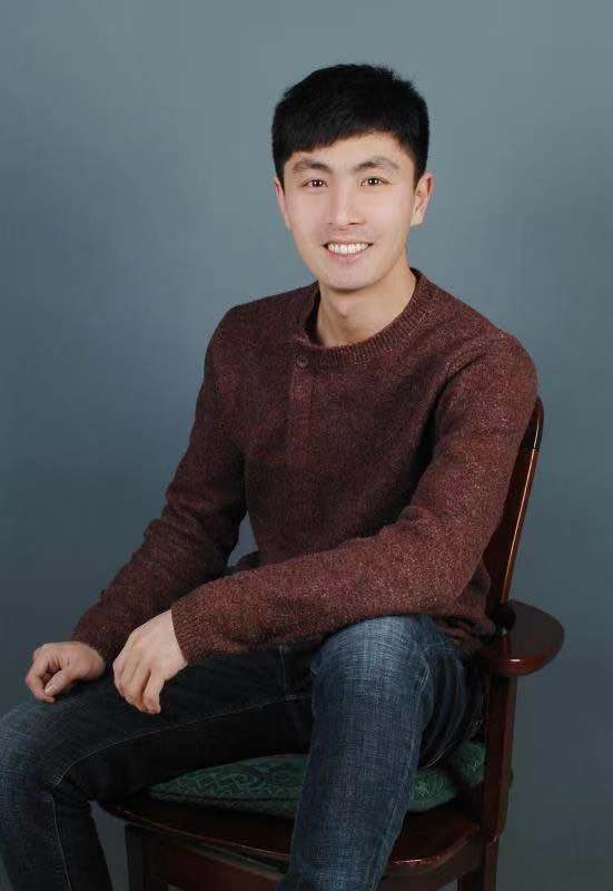 王泽的第二张照片--阜阳相亲服务中心