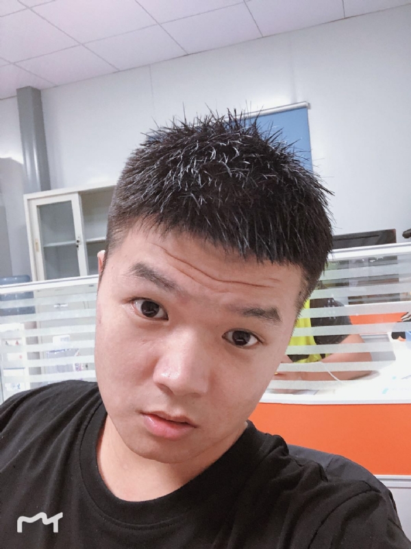 不忘初心的第一张照片--阜阳相亲服务中心