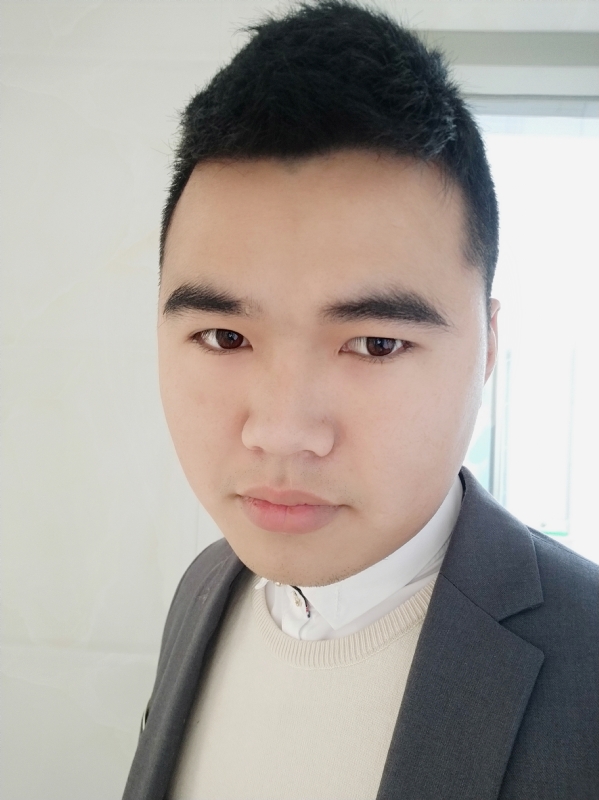 啊辉的第一张照片--阜阳相亲服务中心