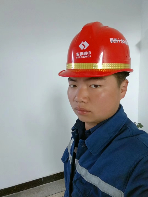 小公牛的第一张照片--阜阳相亲服务中心