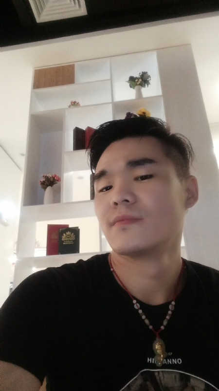 涵博随缘的第一张照片--阜阳相亲服务中心