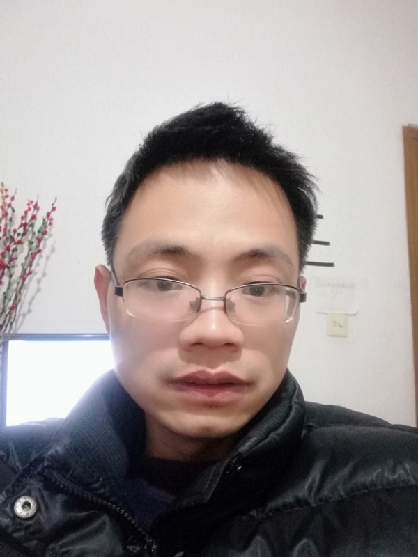 明月天涯的第一张照片--阜阳相亲服务中心