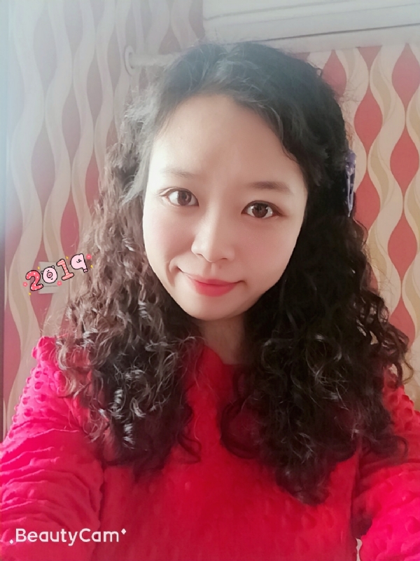 紫色风铃的第一张照片--阜阳相亲服务中心