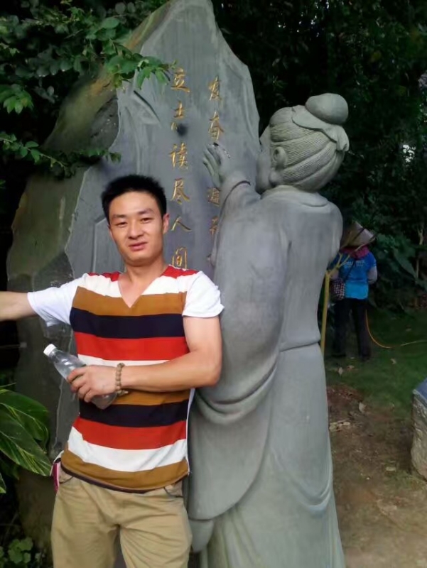 相依相伴的第一张照片--阜阳相亲服务中心