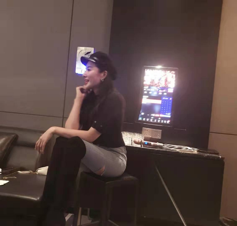 婷婷的第三张照片--阜阳相亲服务中心