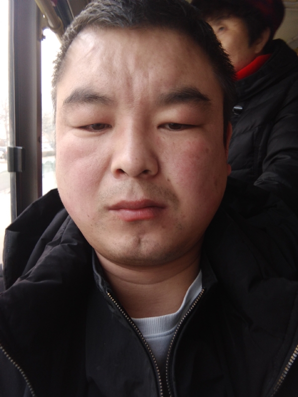 张延义的第一张照片--阜阳相亲服务中心