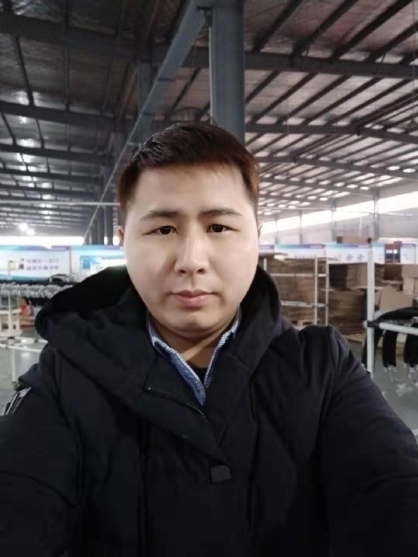 刀锋的第一张照片--阜阳相亲服务中心