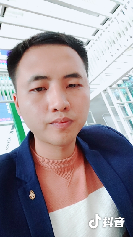 佳鑫的第一张照片--阜阳相亲服务中心