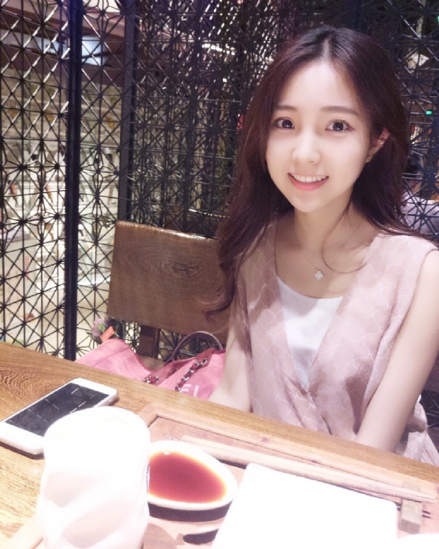 冰艳残阳的第二张照片--阜阳相亲服务中心