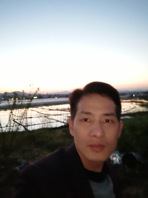 不忘初心的第一张照片--阜阳相亲服务中心