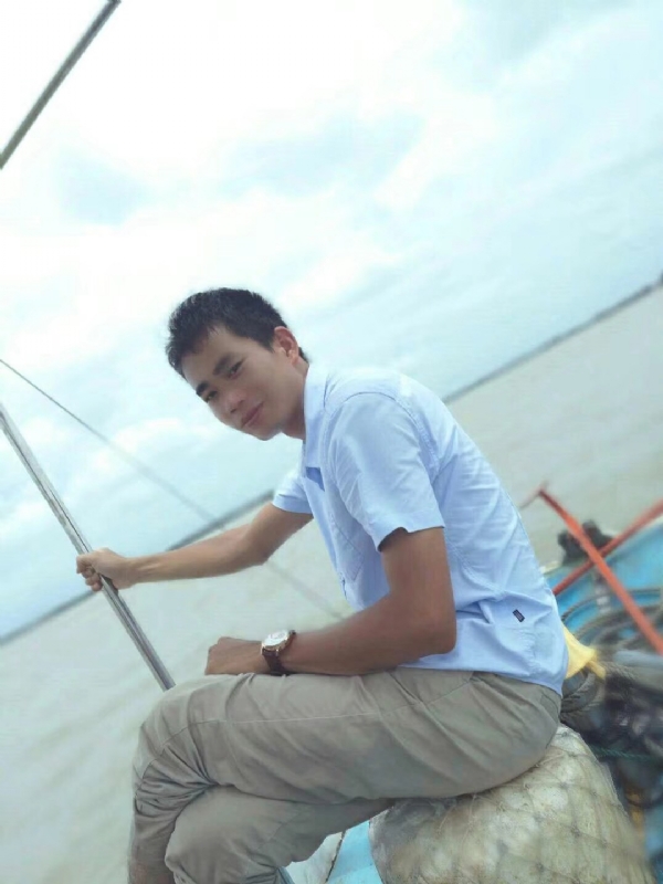 慵懒的猫的第一张照片--阜阳相亲服务中心