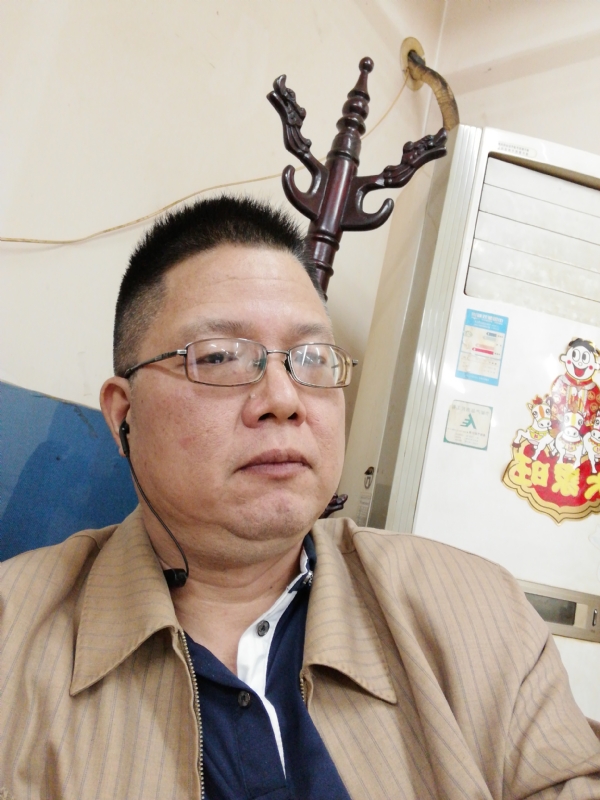 一个人的第一张照片--阜阳相亲服务中心