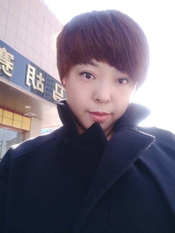 霞儿的第一张照片--阜阳相亲服务中心