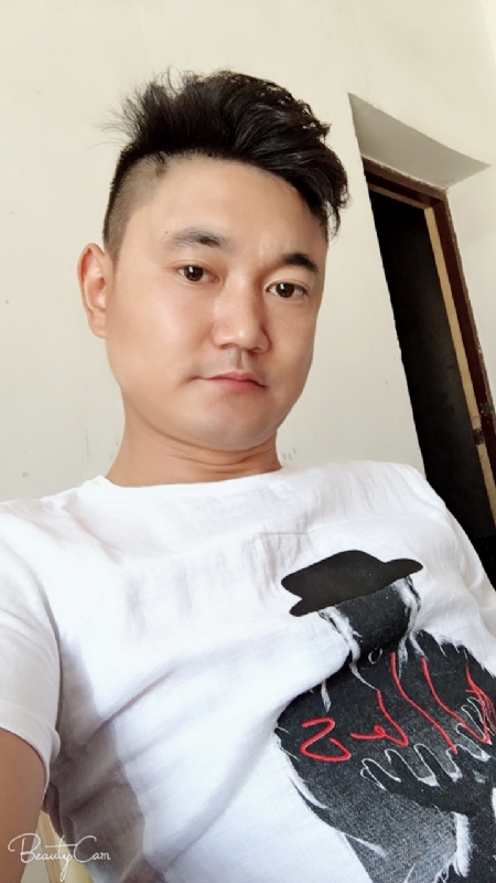 yang的第一张照片--阜阳相亲服务中心