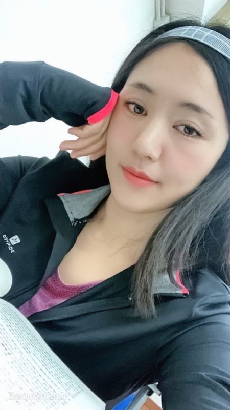 飄兒的第二张照片--阜阳相亲服务中心