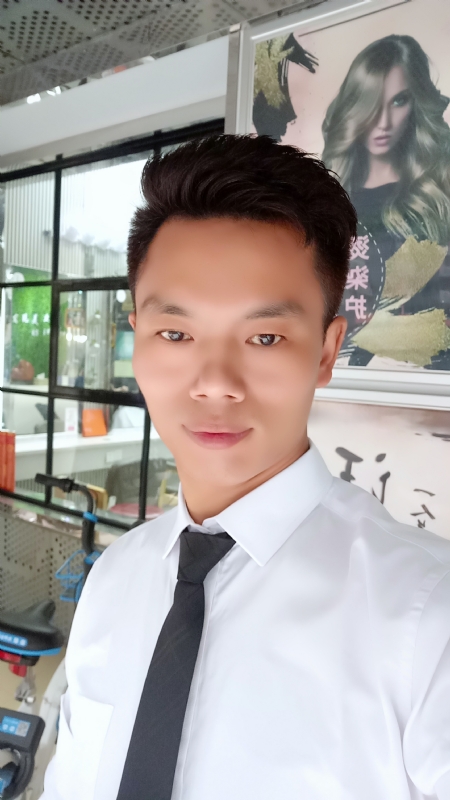 阳光男士的第一张照片--阜阳相亲服务中心