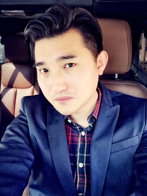 奋斗的第三张照片--阜阳相亲服务中心