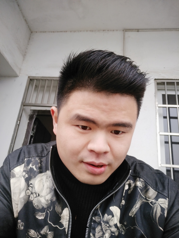 随遇而安的第一张照片--阜阳相亲服务中心