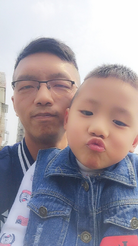 林松的第一张照片--阜阳相亲服务中心