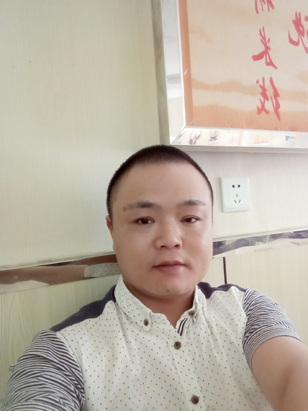 风云淡的第一张照片--阜阳相亲服务中心