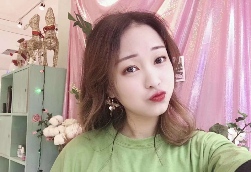 罗兰的第二张照片--阜阳相亲服务中心