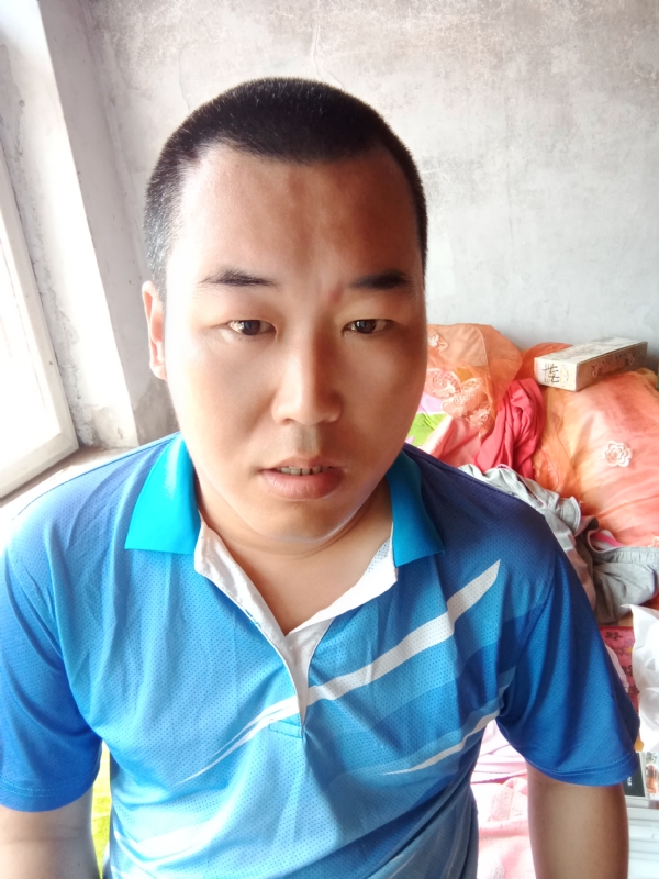 灰太狼的第一张照片--阜阳相亲服务中心