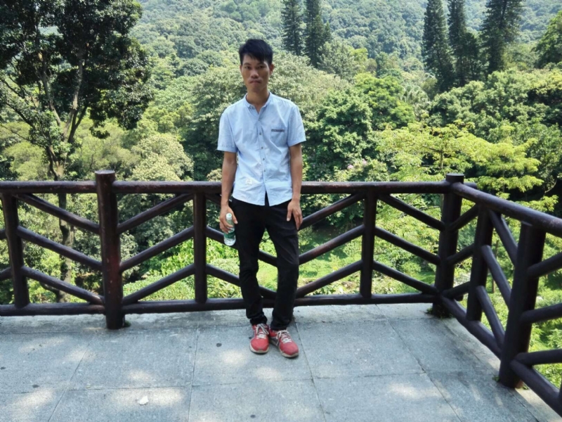 小进的第一张照片--阜阳相亲服务中心