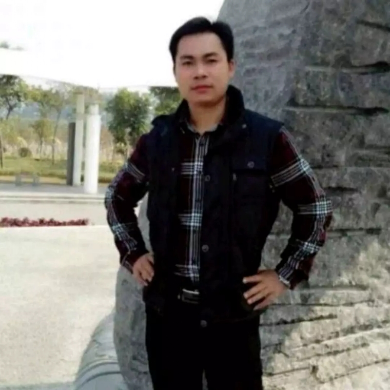 selfdy的第一张照片--阜阳相亲服务中心