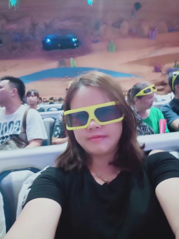 牙彩的第一张照片--阜阳相亲服务中心